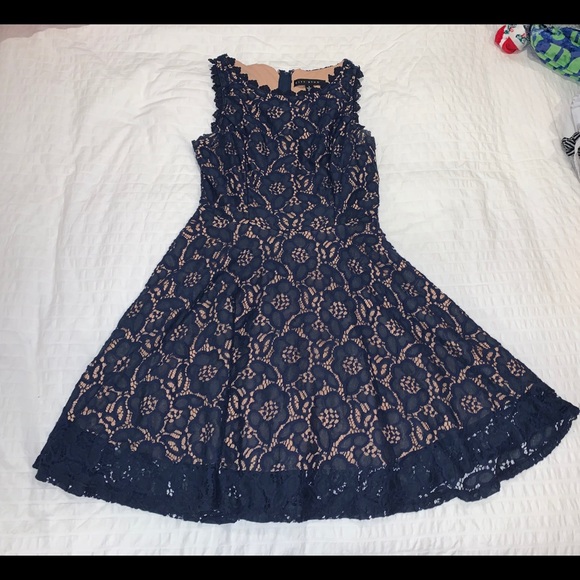 Navy Lace Dress - Picture 2 of 2